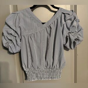 Habitual Size 10 Girls’ Puff Sleeve Smocked Top EUC